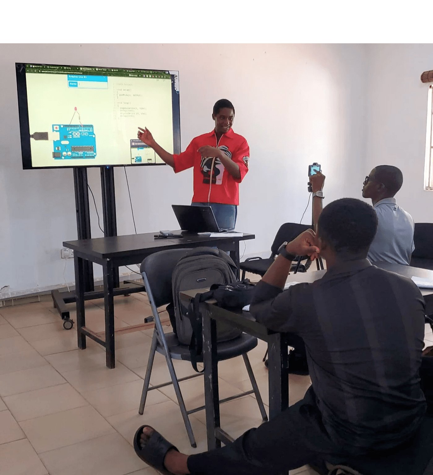 A teaching session during a previous Ogbontor bootcamp