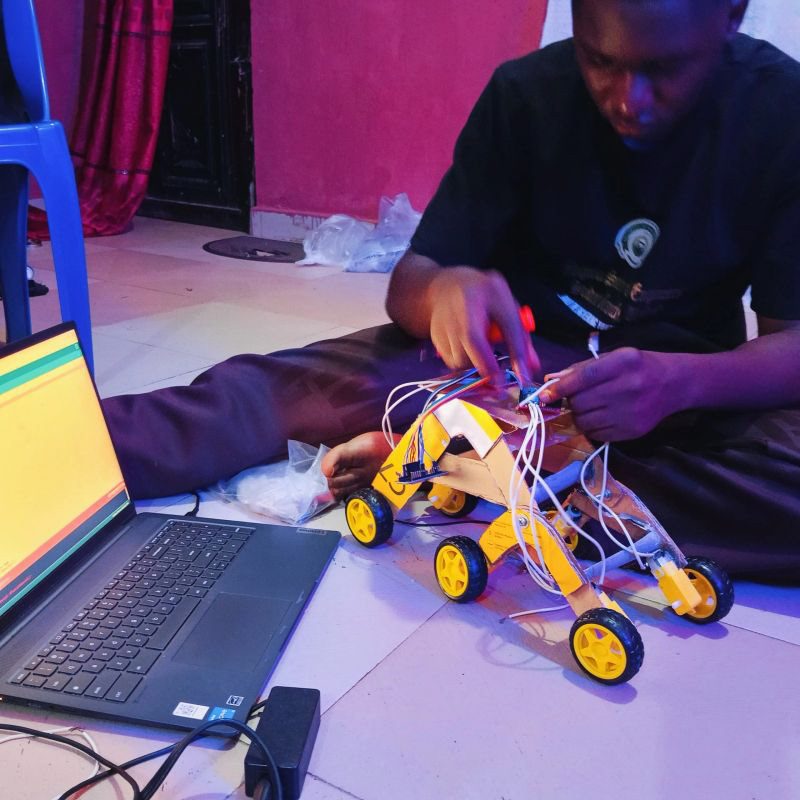 Wiring the six-wheel terrain climber